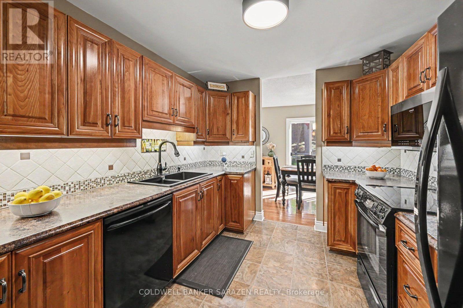 77 Lorlei Drive, Mcnab/braeside, Ontario  K0A 3L0 - Photo 13 - X13859580
