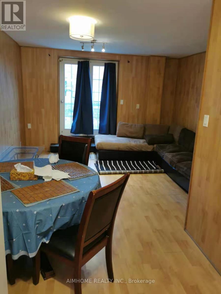 20 Lisburn Crescent, Toronto, Ontario  M2J 2Z5 - Photo 3 - C13859584