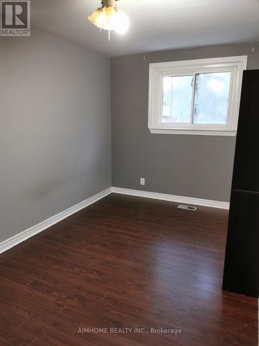 20 Lisburn Crescent, Toronto, Ontario  M2J 2Z5 - Photo 8 - C13859584