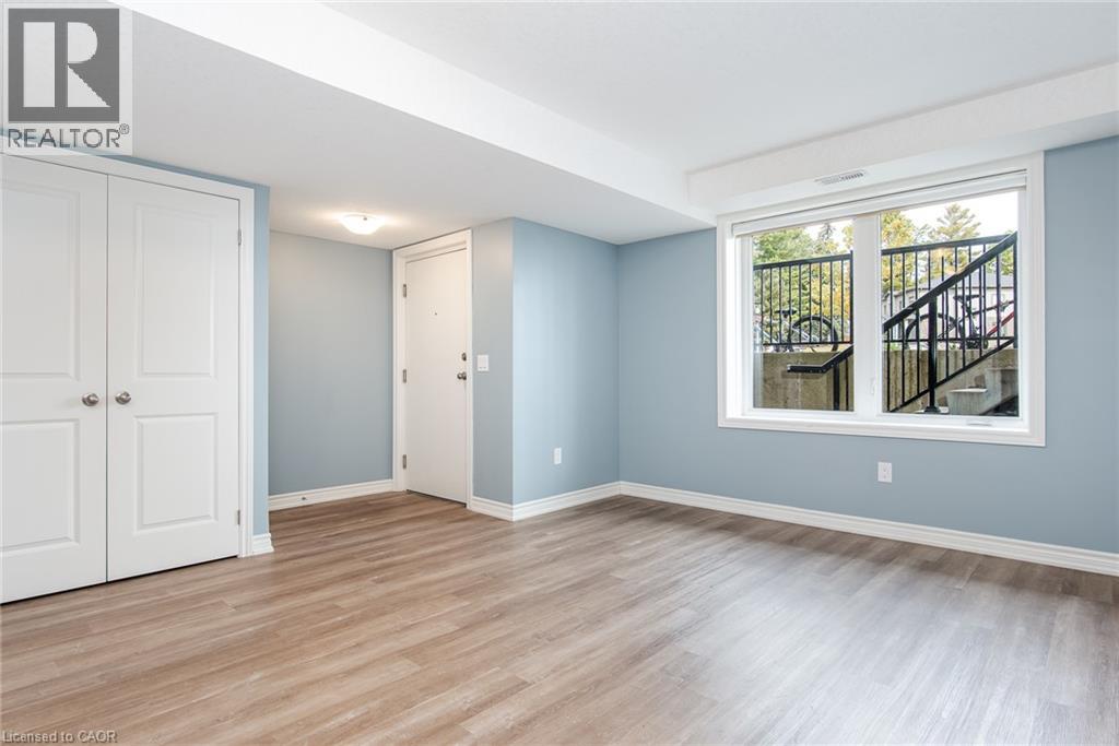 243 Chapel Hill Drive, Kitchener, Ontario  N2R 1N3 - Photo 11 - 40857732