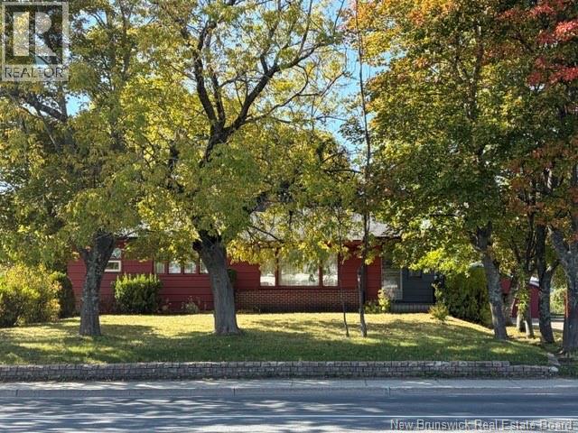 1285 St Peter Avenue Bathurst New Brunswick Canada E2A3A4 2