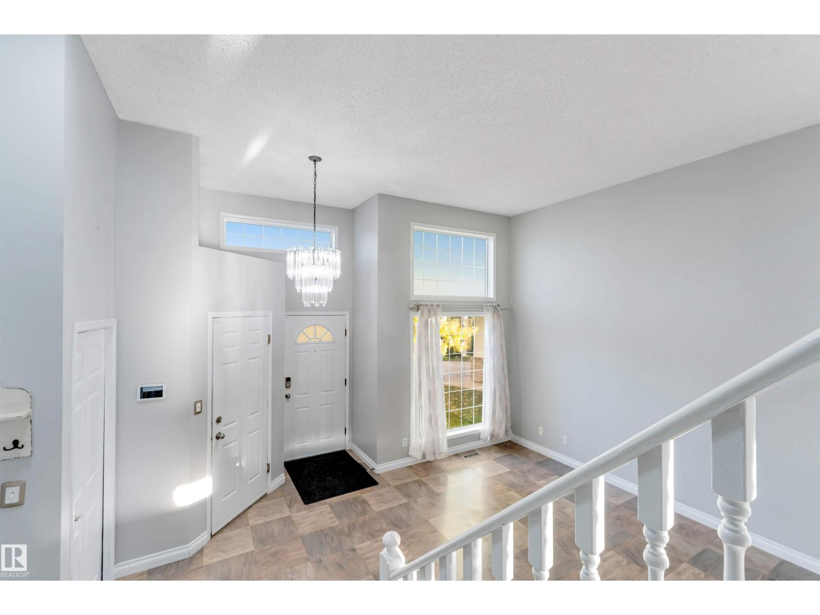 3940 33 St Nw, Edmonton, Alberta  T6T 1J7 - Photo 4 - E4511707