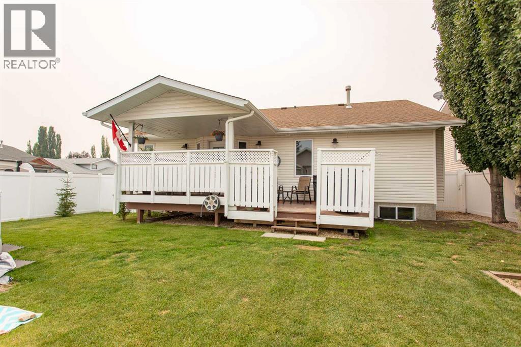 70 Densmore Crescent