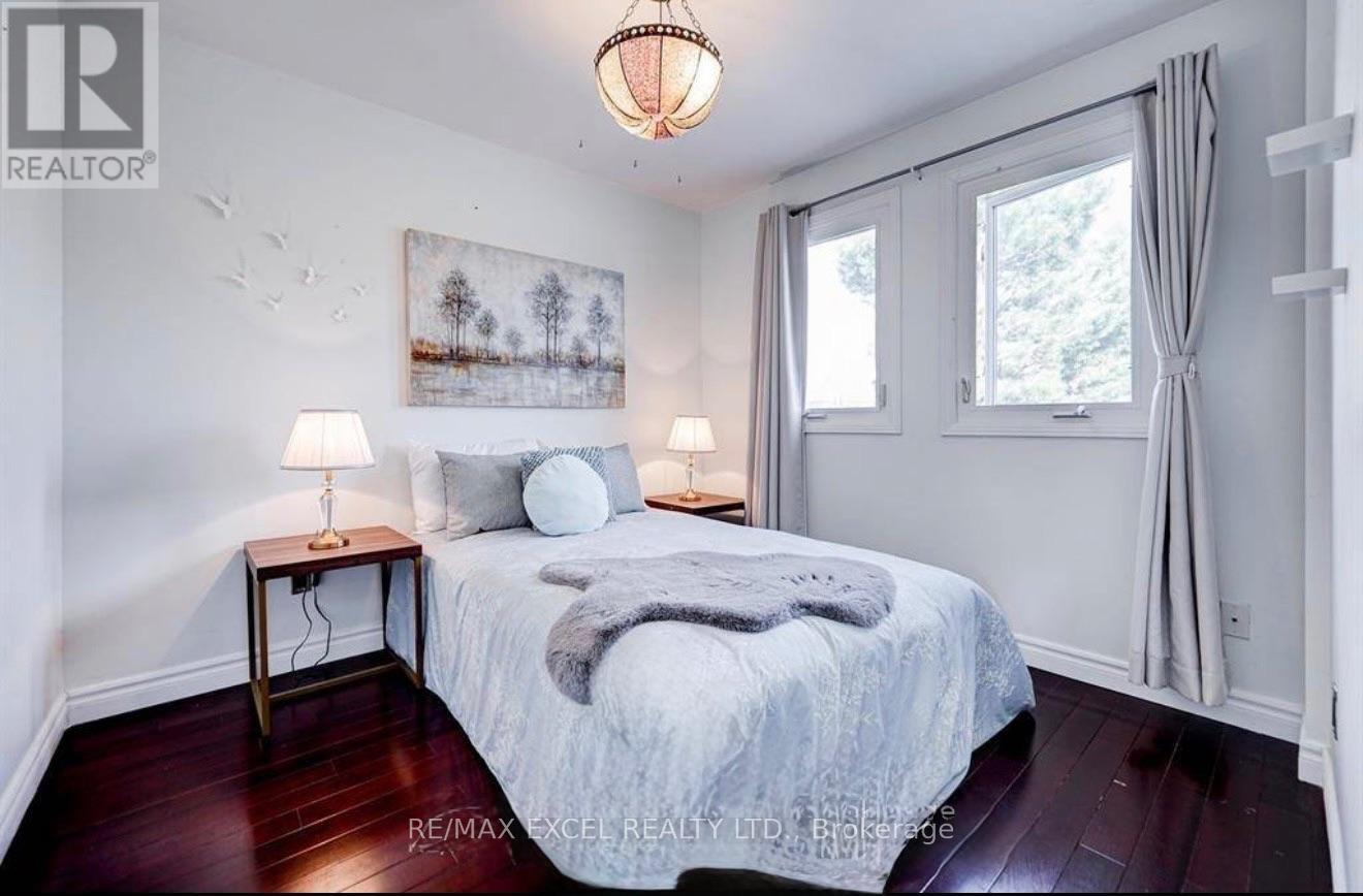 Upper - 70 Weldrick Road E, Richmond Hill, Ontario  L4C 8T8 - Photo 23 - N13859570