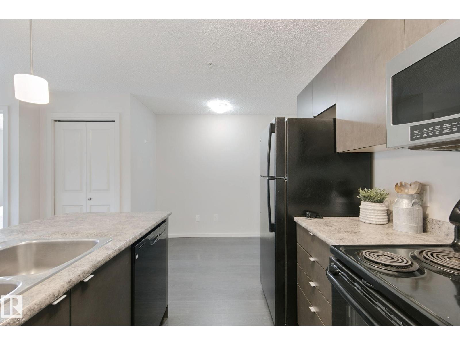 #330 344 Windermere Rd Nw, Edmonton, Alberta  T2P 2P2 - Photo 4 - E4511708