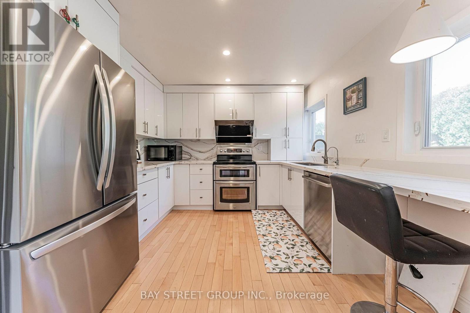 1111 Kent Avenue, Oakville, Ontario  L6H 1Z9 - Photo 10 - W13859588