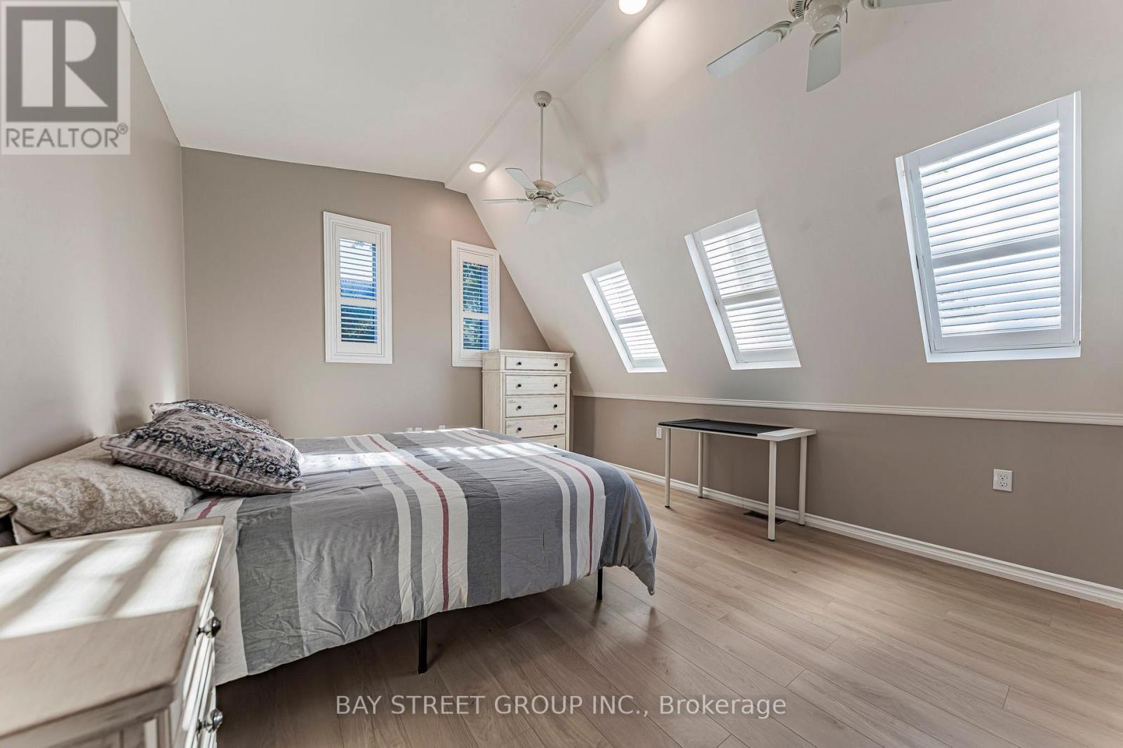 1111 Kent Avenue, Oakville, Ontario  L6H 1Z9 - Photo 20 - W13859588