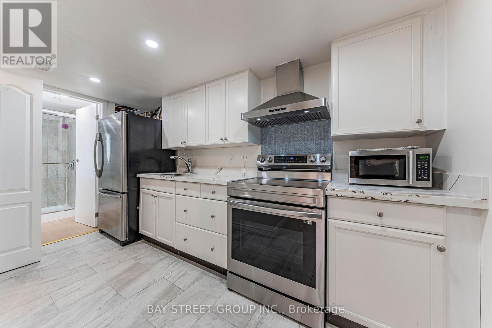 1111 Kent Avenue, Oakville, Ontario  L6H 1Z9 - Photo 38 - W13859588