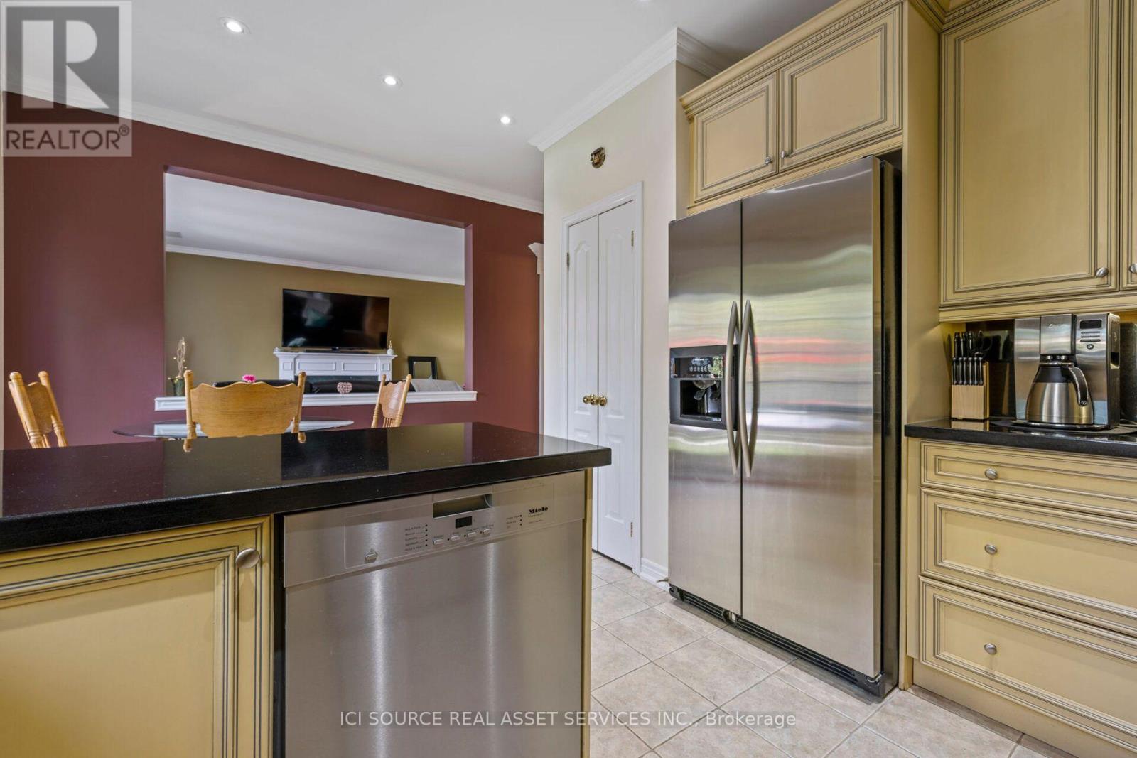 2317 Parkglen Avenue, Oakville, Ontario  L6M 4R3 - Photo 6 - W13859594