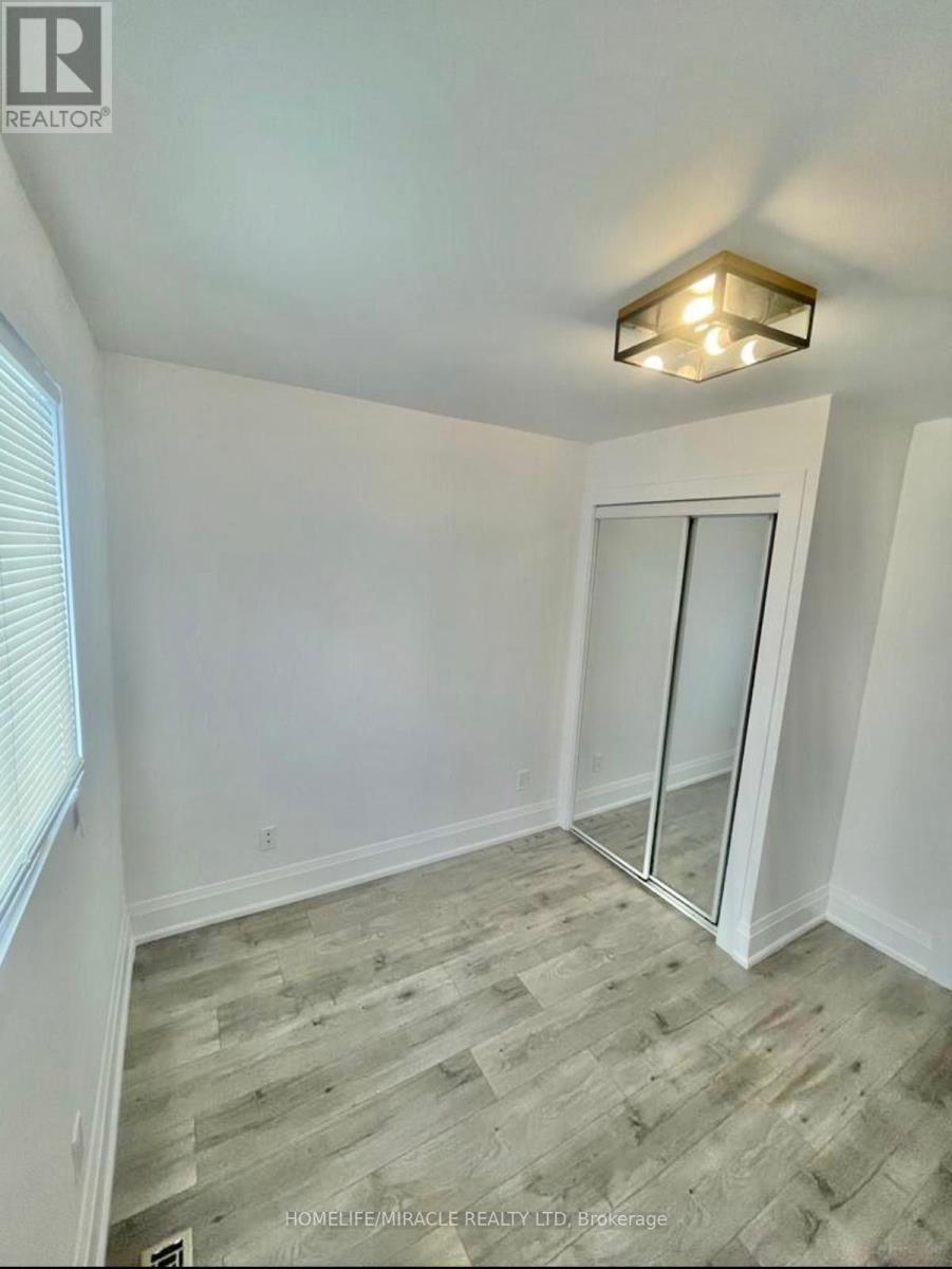 21 Ecclestone Drive, Brampton, Ontario  L6X 3N7 - Photo 6 - W13859598