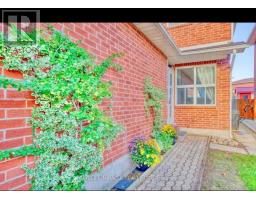 21 ECCLESTONE DRIVE, Brampton, Ontario