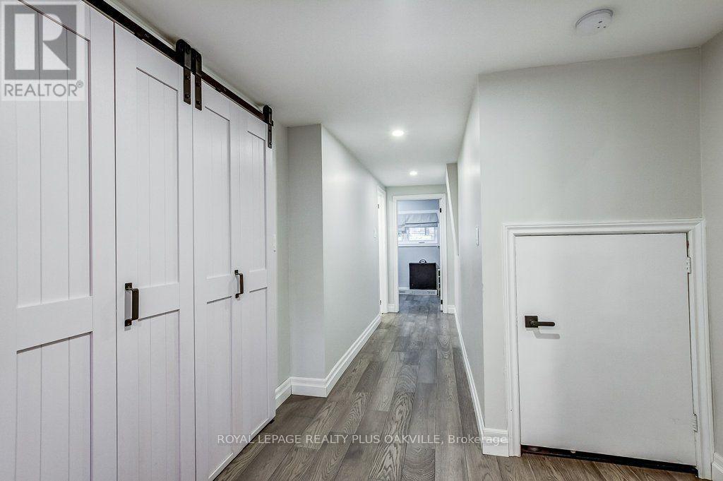 4364 Ayr Place, Burlington, Ontario  L7L 2A2 - Photo 30 - W13859614