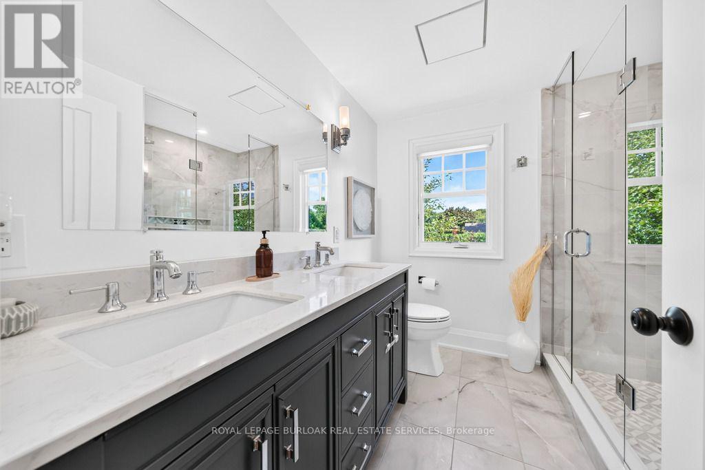 385 Rosslyn Drive, Burlington, Ontario  L7T 1S6 - Photo 20 - W13847330