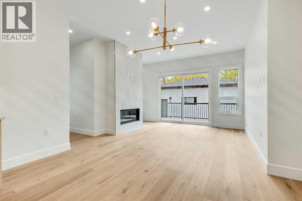 1906 5 Street NE