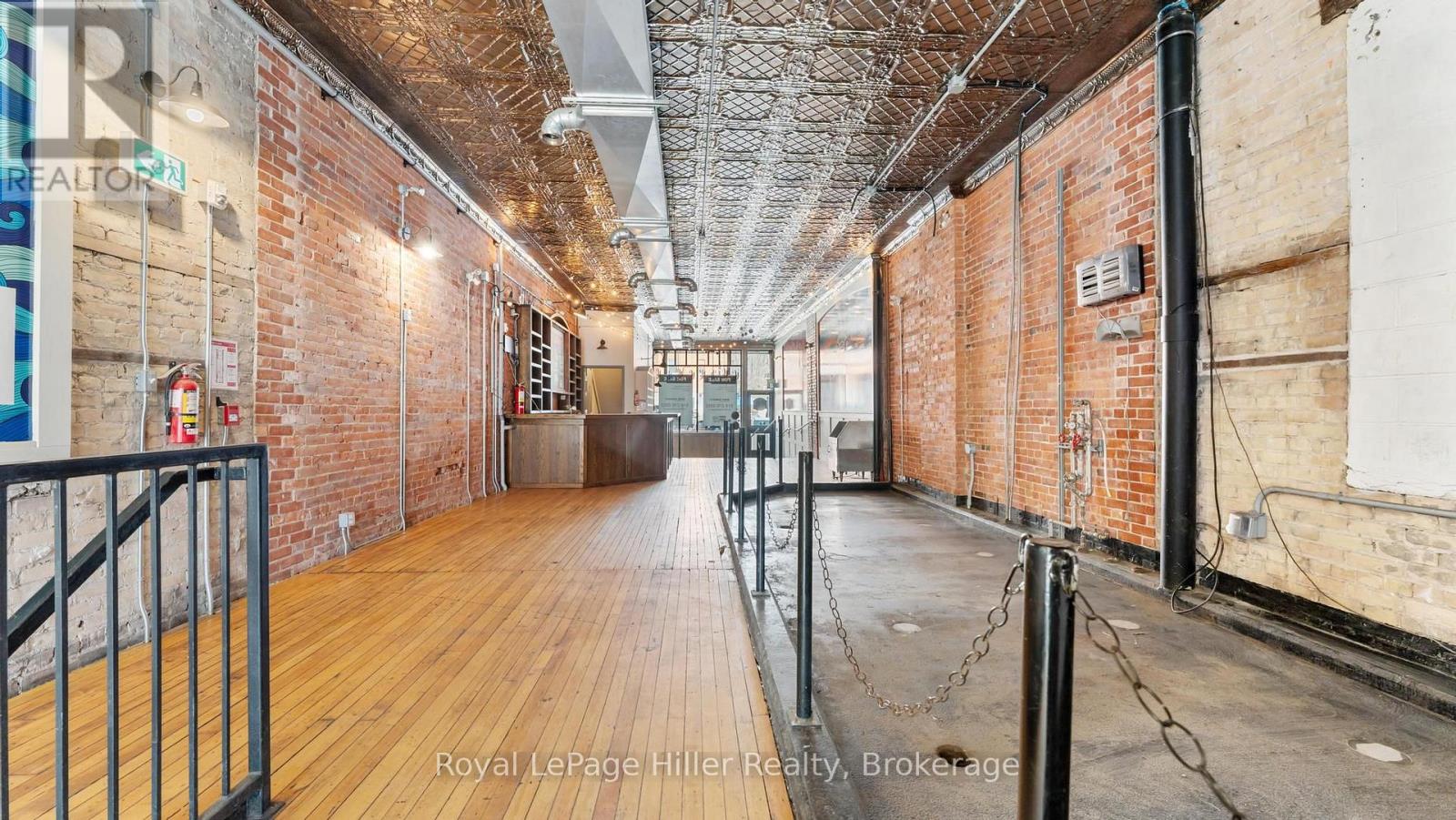21 Market Place, Stratford, Ontario  N5A 1A4 - Photo 7 - X13859686