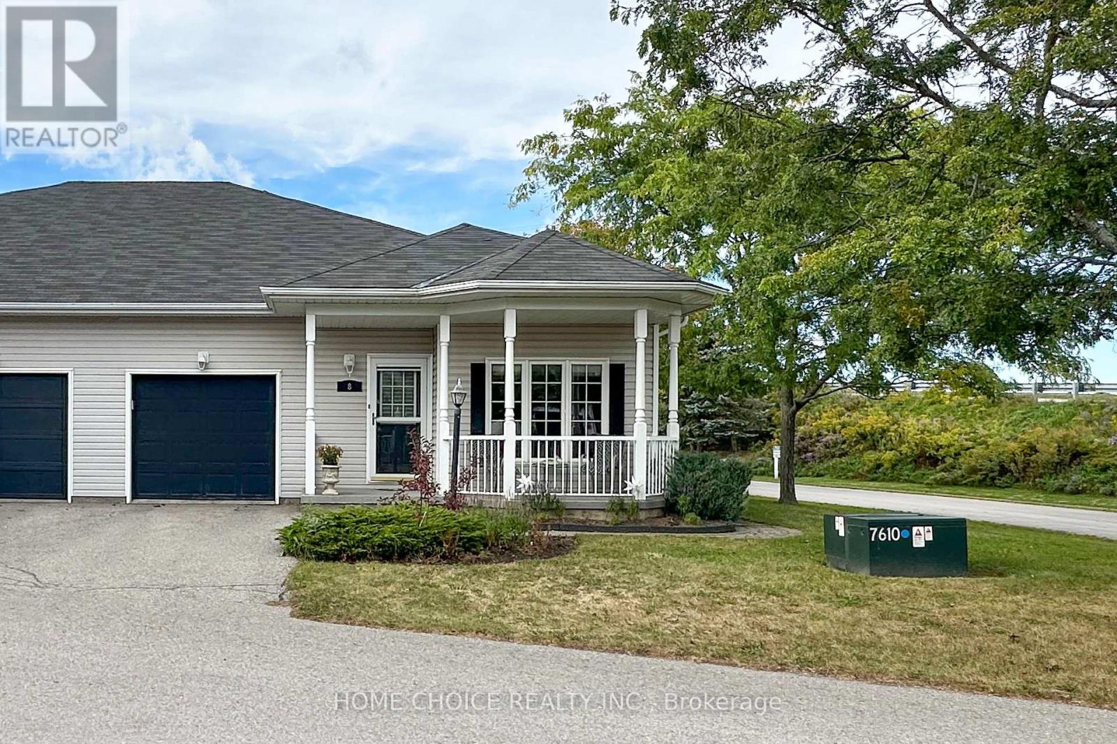 8 HINKLEY TRAIL, Clarington, Ontario