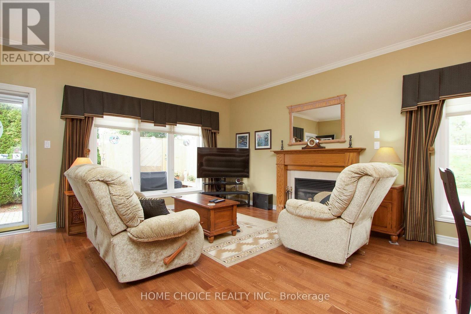 8 Hinkley Trail, Clarington, Ontario  L1B 1P4 - Photo 15 - E13859670