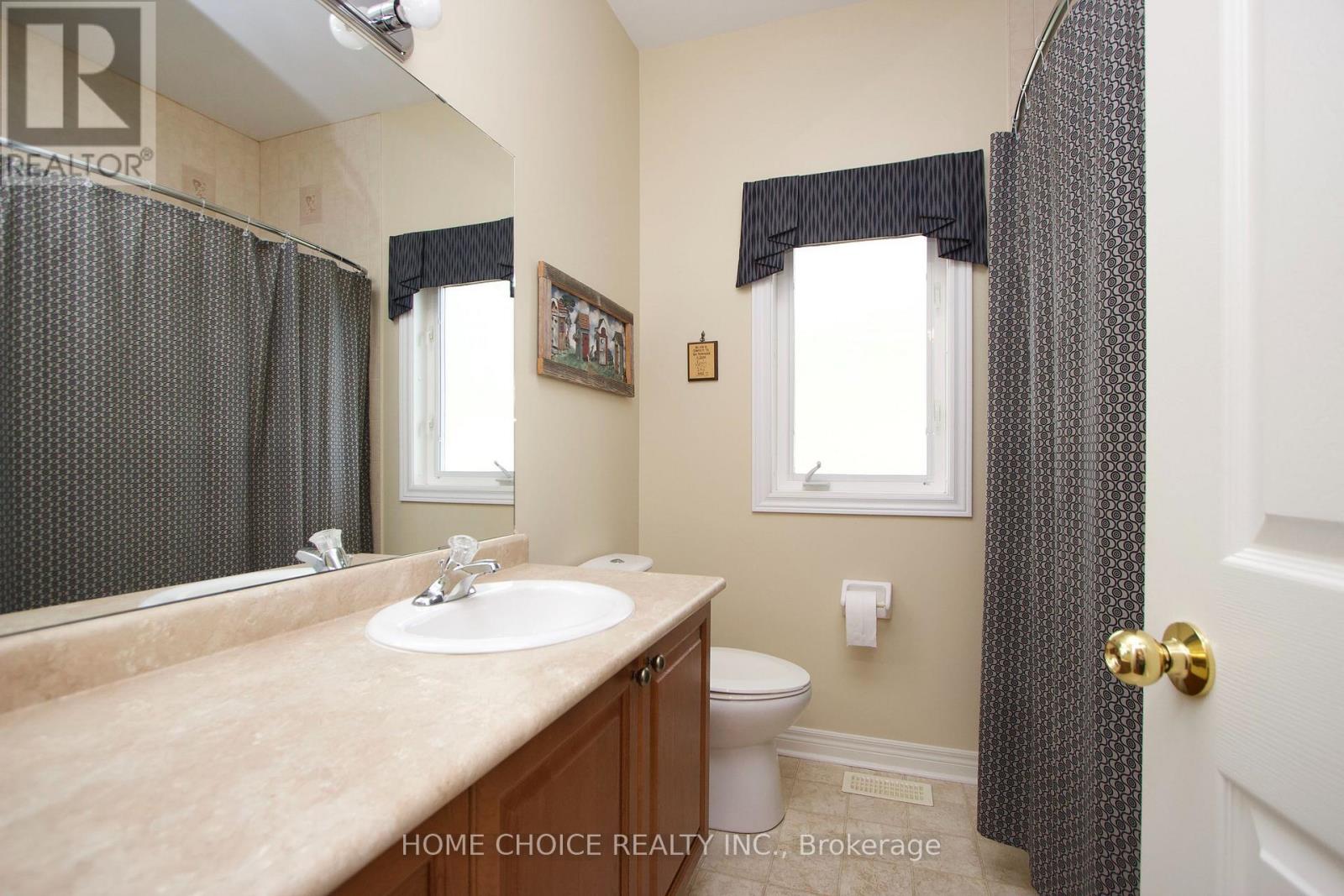 8 Hinkley Trail, Clarington, Ontario  L1B 1P4 - Photo 8 - E13859670