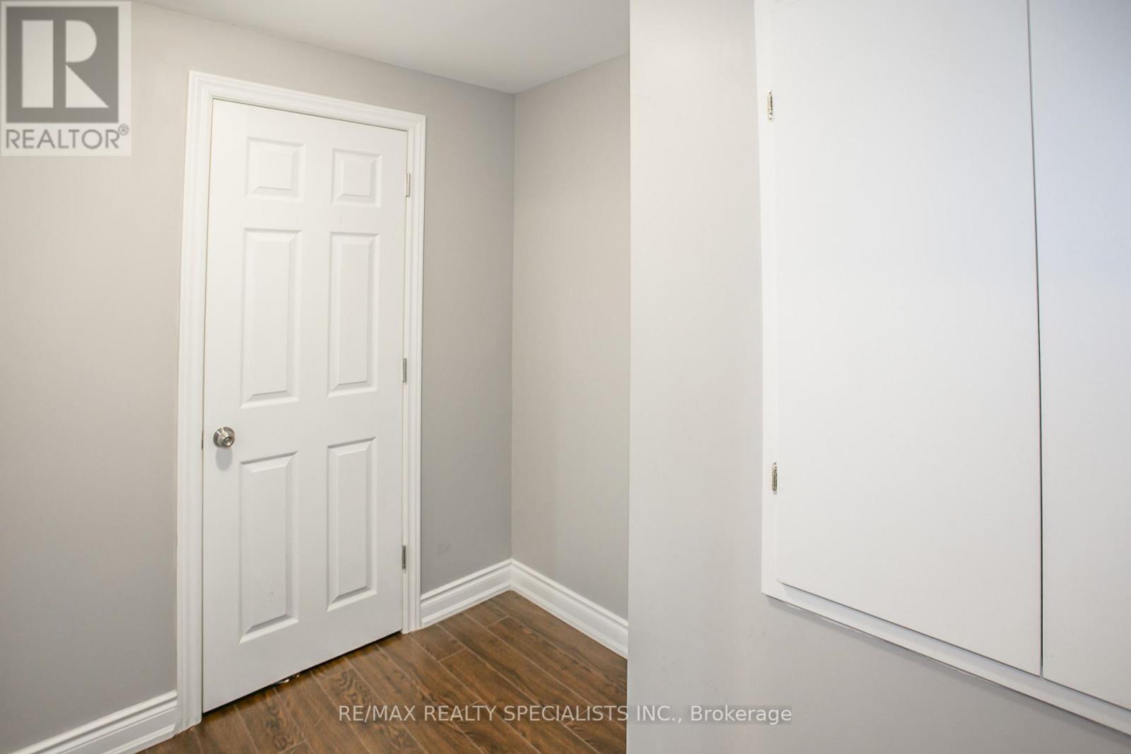 88 Robert Parkinson Drive, Brampton, Ontario  L7A 0G2 - Photo 5 - W13859668