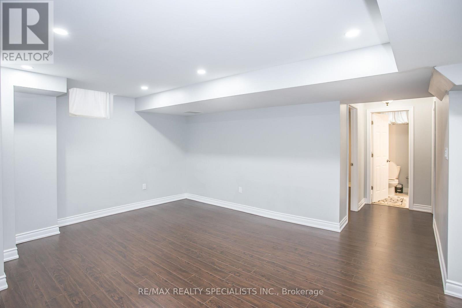 88 Robert Parkinson Drive, Brampton, Ontario  L7A 0G2 - Photo 8 - W13859668