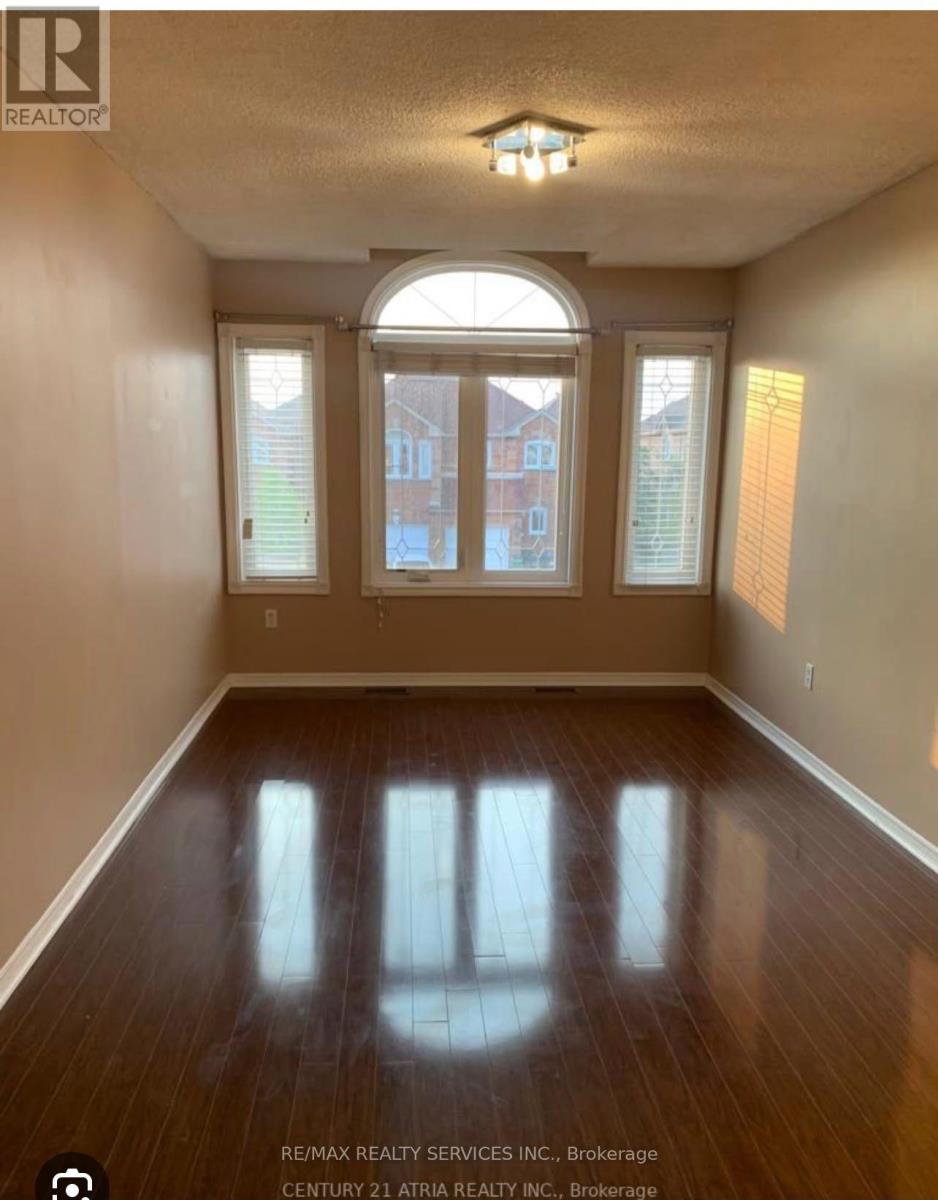 17 Piane Avenue, Brampton, Ontario  L6Y 4Y7 - Photo 13 - W13859676