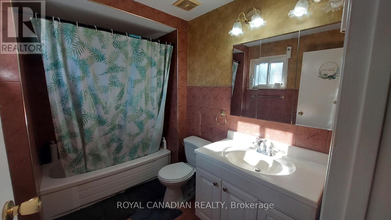 3677 Woodruff Crescent, Mississauga, Ontario  L4T 1T8 - Photo 7 - W13859684