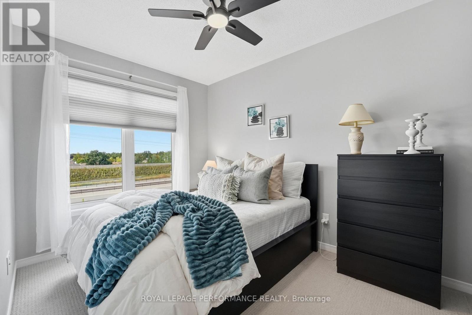 275 Eric Czapnik Way, Ottawa, Ontario  K1E 0B4 - Photo 30 - X13815568