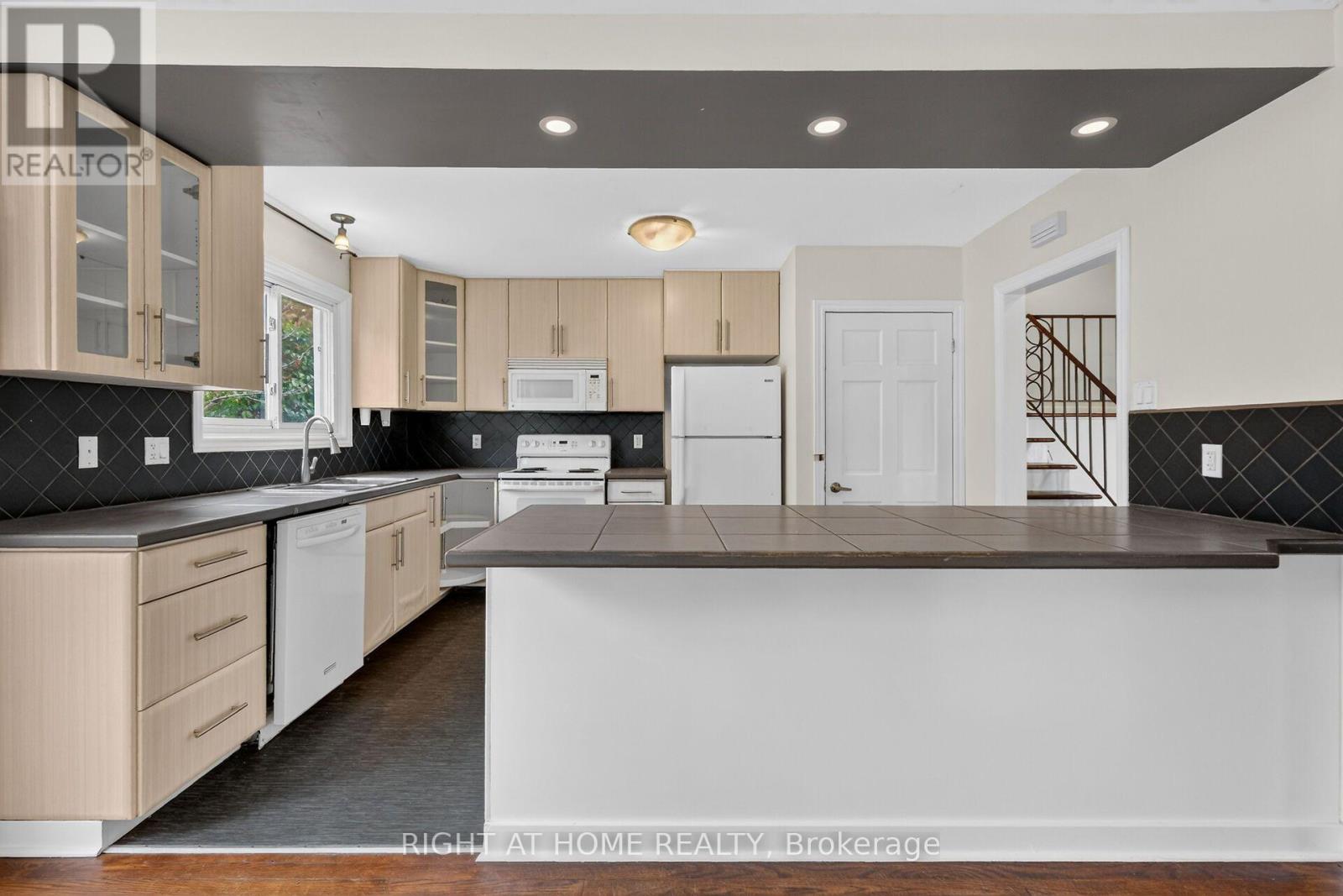 1478 Orchard Ave Orchard Avenue, Ottawa, Ontario  K1H 7C7 - Photo 11 - X13859680