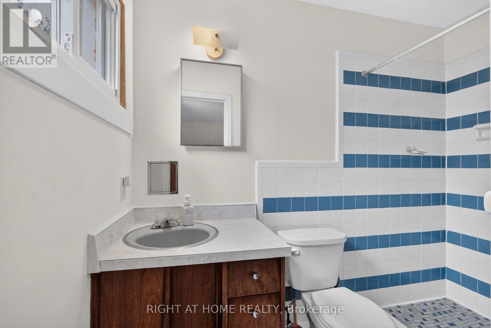 1478 Orchard Ave Orchard Avenue, Ottawa, Ontario  K1H 7C7 - Photo 19 - X13859680