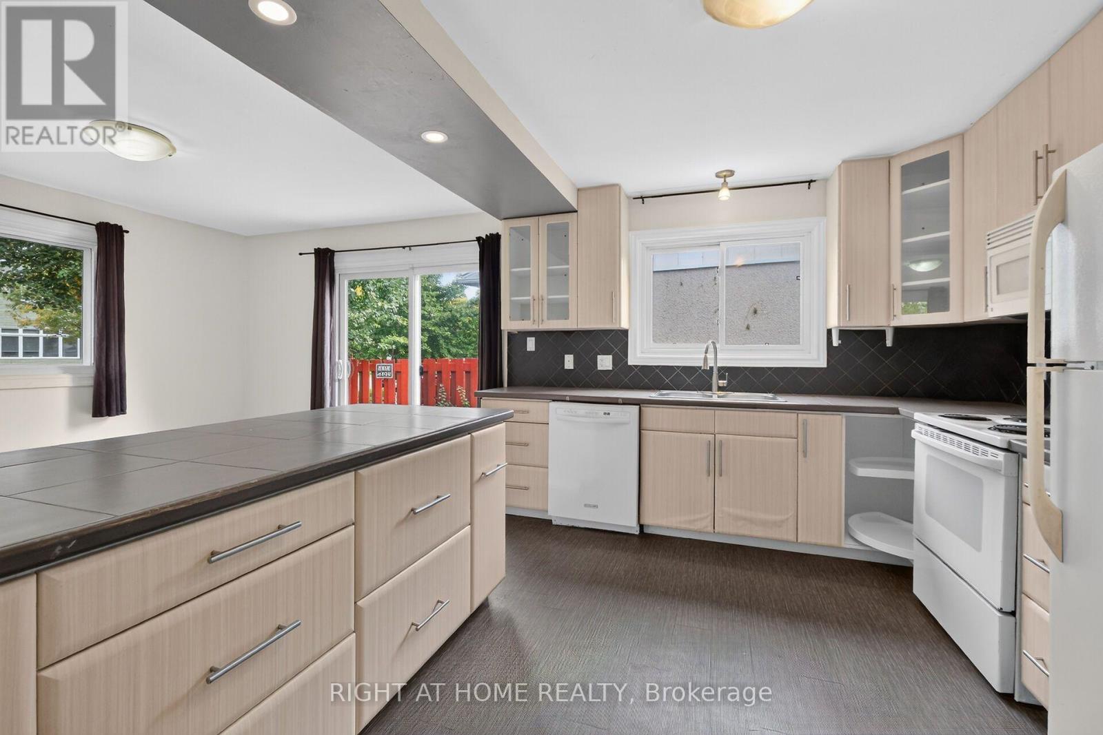 1478 Orchard Ave Orchard Avenue, Ottawa, Ontario  K1H 7C7 - Photo 7 - X13859680