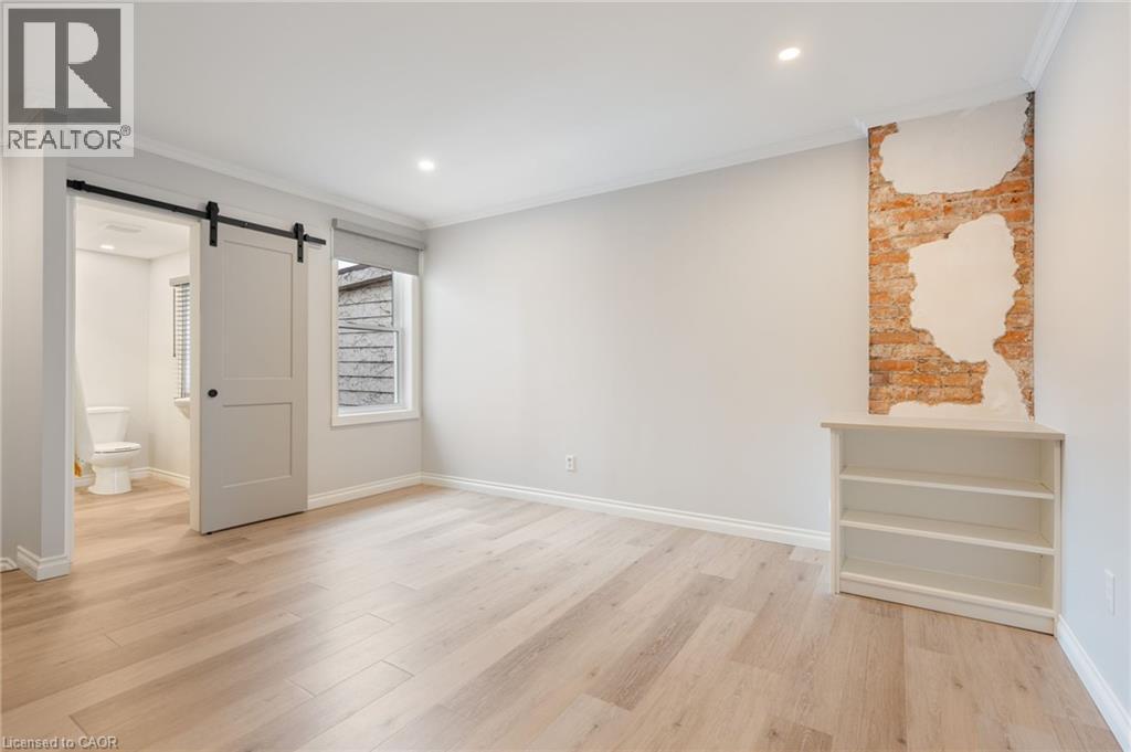 345 Macnab Street N Unit# Upper, Hamilton, Ontario  L8L 1K8 - Photo 3 - 40868799