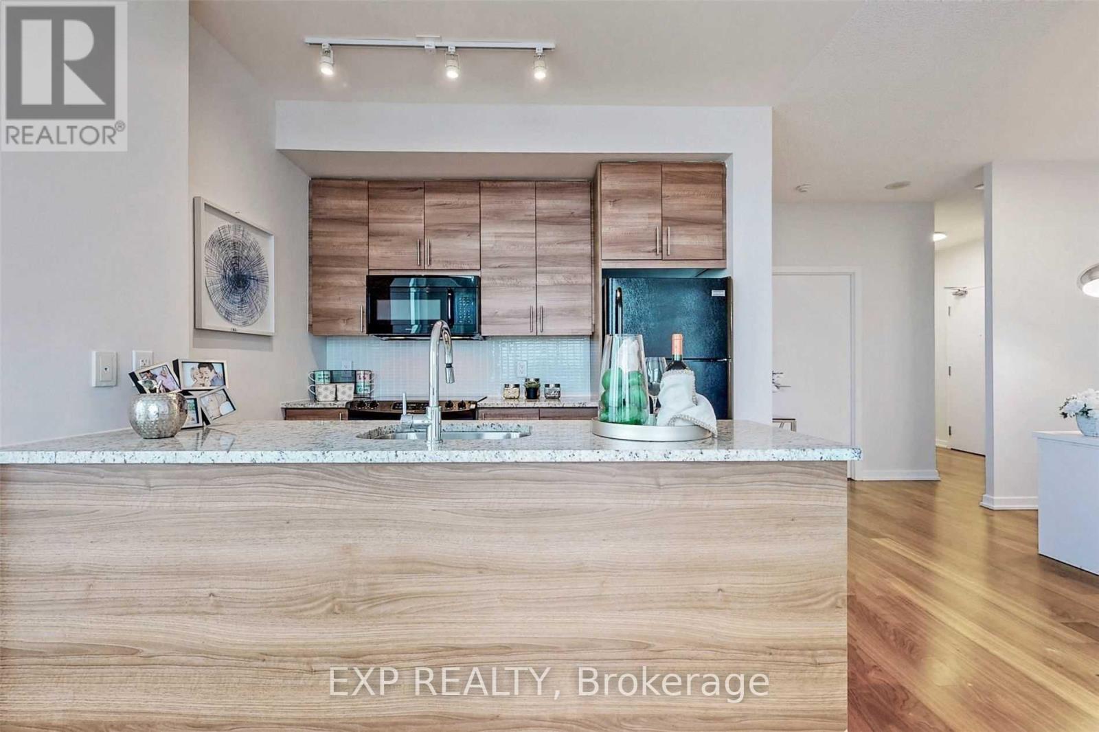510 - 70 Forest Manor Road, Toronto (Henry Farm), Ontario  M2J 0A9 - Photo 14 - C13859722