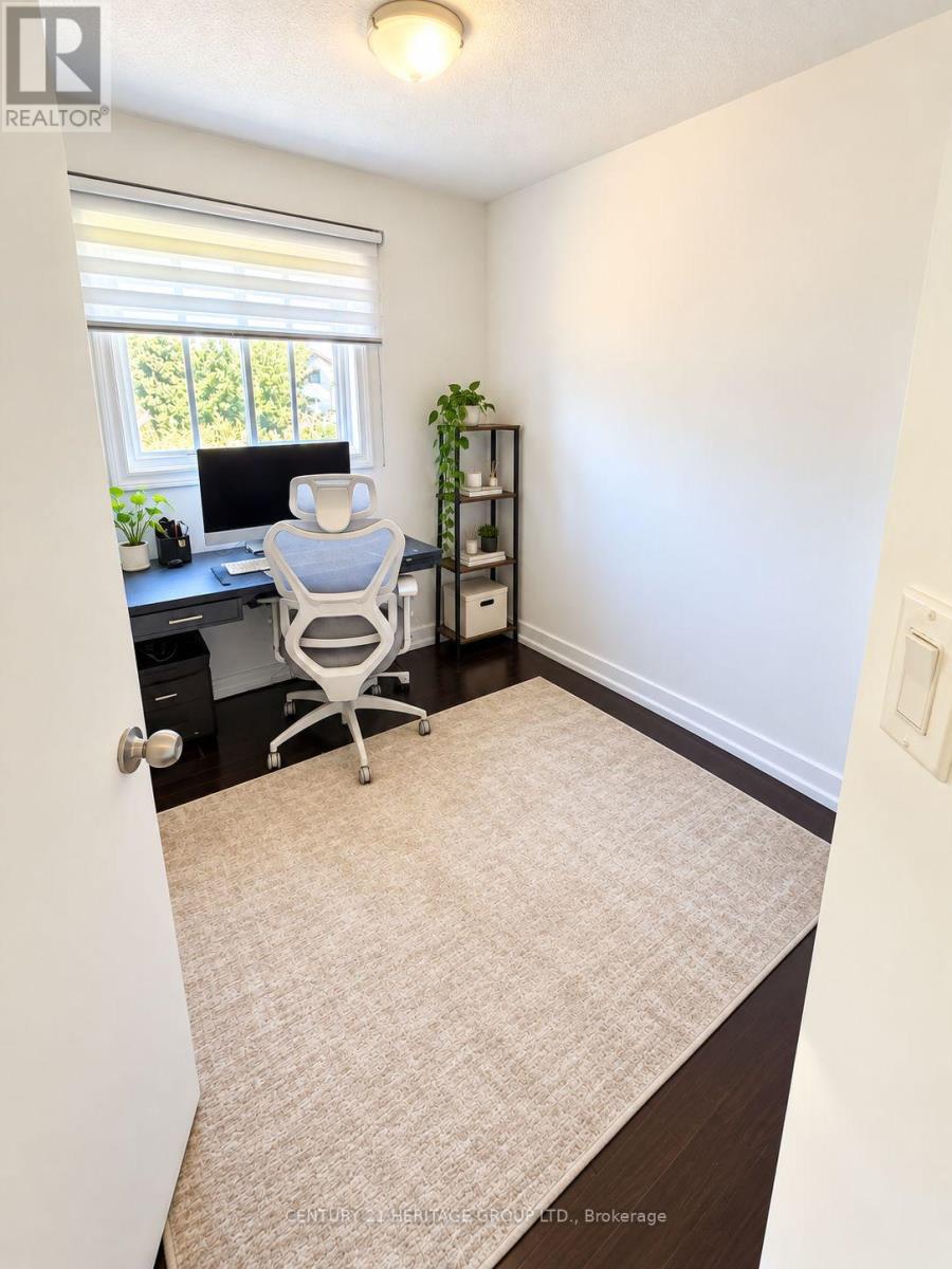 578 North Lake Road, Richmond Hill, Ontario  L4E 3B8 - Photo 8 - N13859706