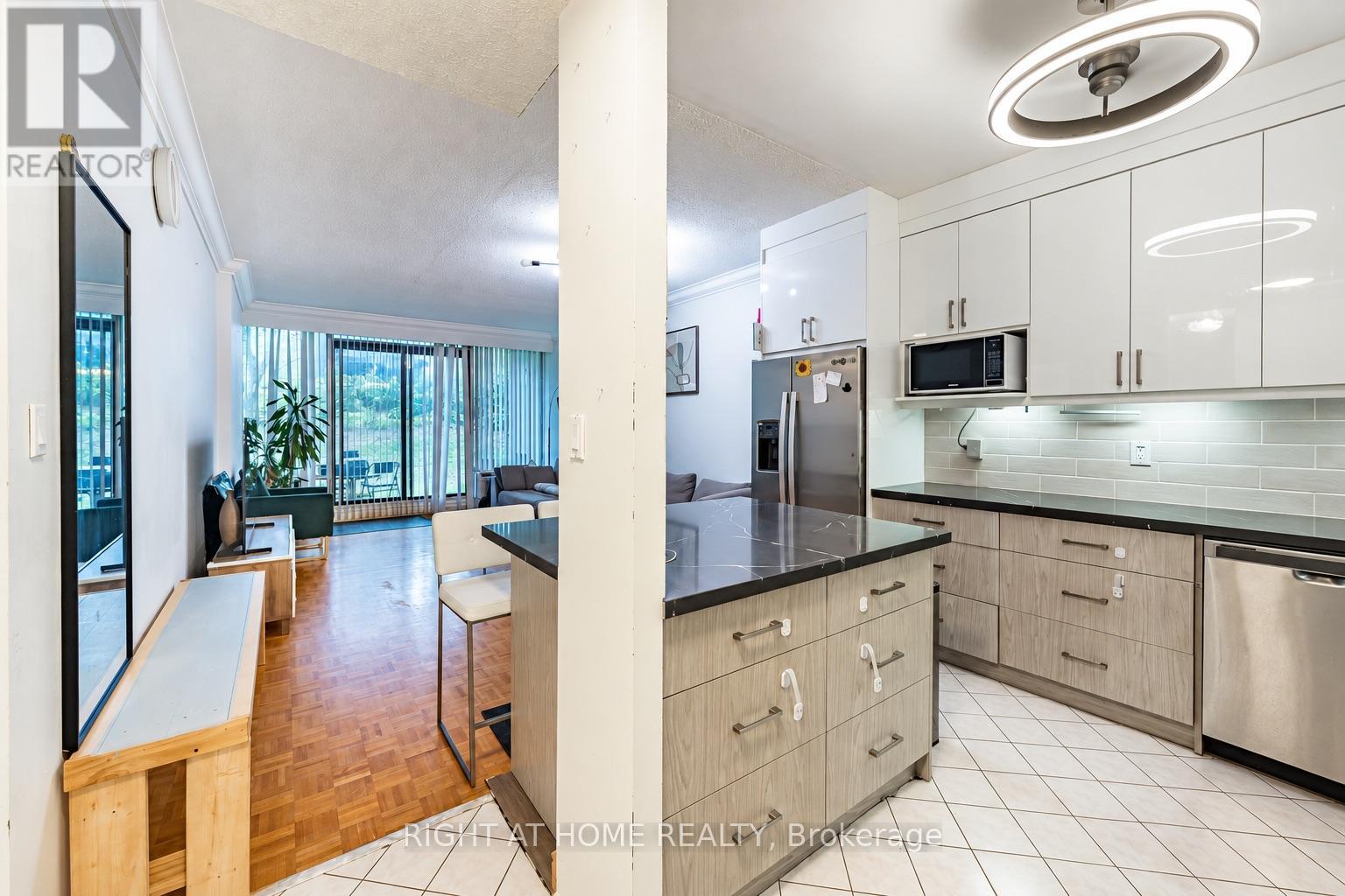 107 - 10 Fashion Roseway, Toronto, Ontario  M2N 6B6 - Photo 15 - C13852916