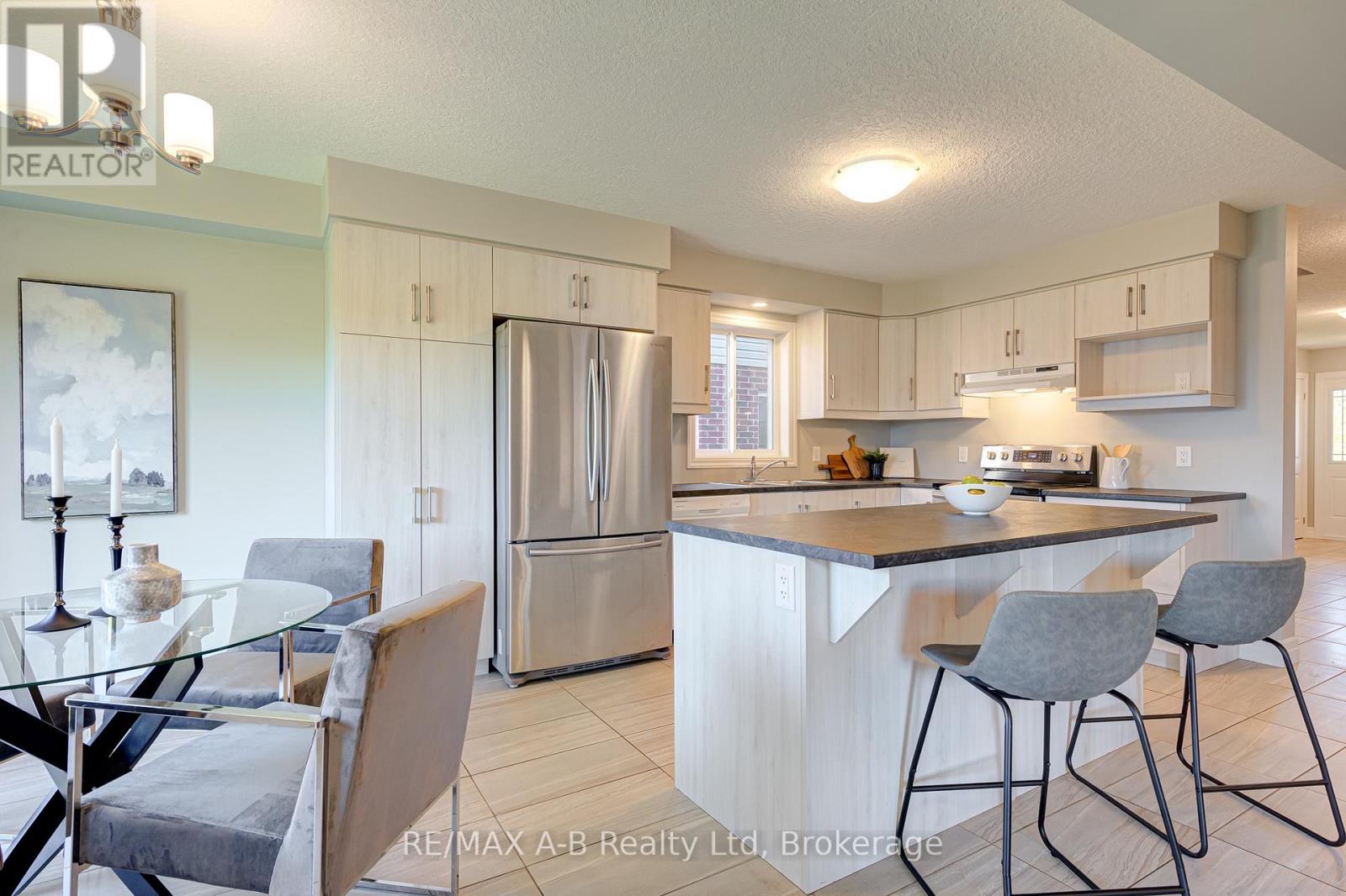 88 Davidson Drive, Stratford, Ontario N5A 0J5 - Photo 12 - X13859756