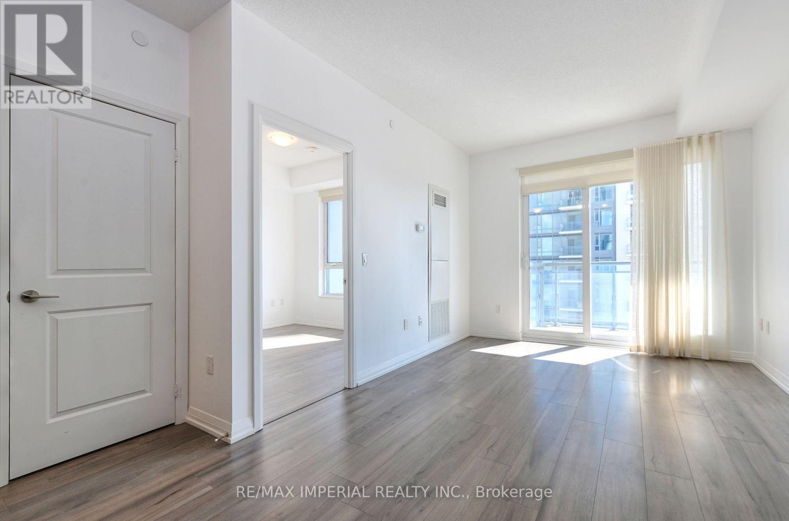1306 - 50 Ann O'reilly Road, Toronto, Ontario  M2J 0C9 - Photo 3 - C13859762