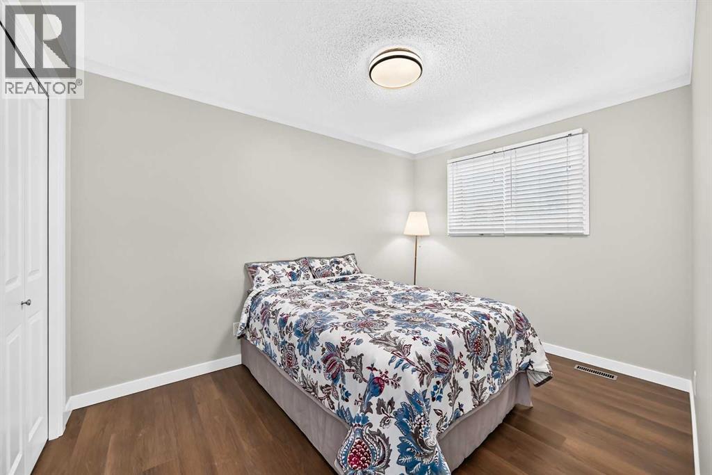 10304 Braeside Drive Sw, Calgary, Alberta  T2W 1B4 - Photo 27 - A2347476