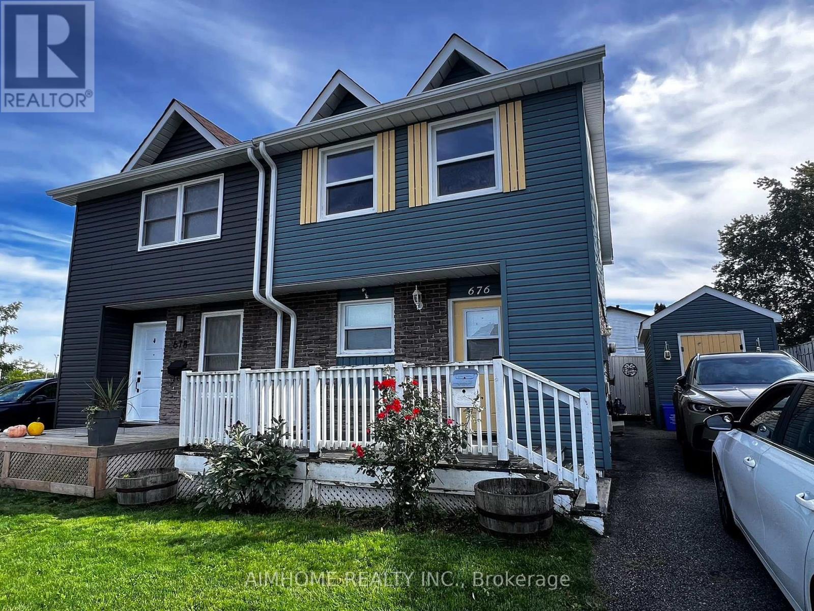 676 BALSAM CRESCENT
