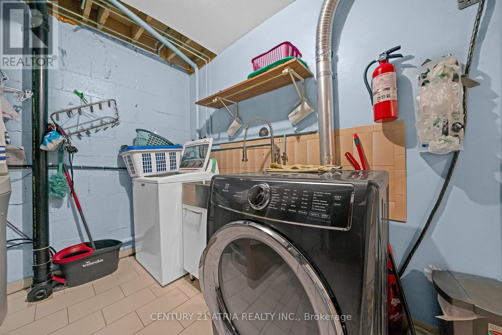 34 Sawmill Road, Toronto, Ontario  M3L 2M2 - Photo 36 - W13814266