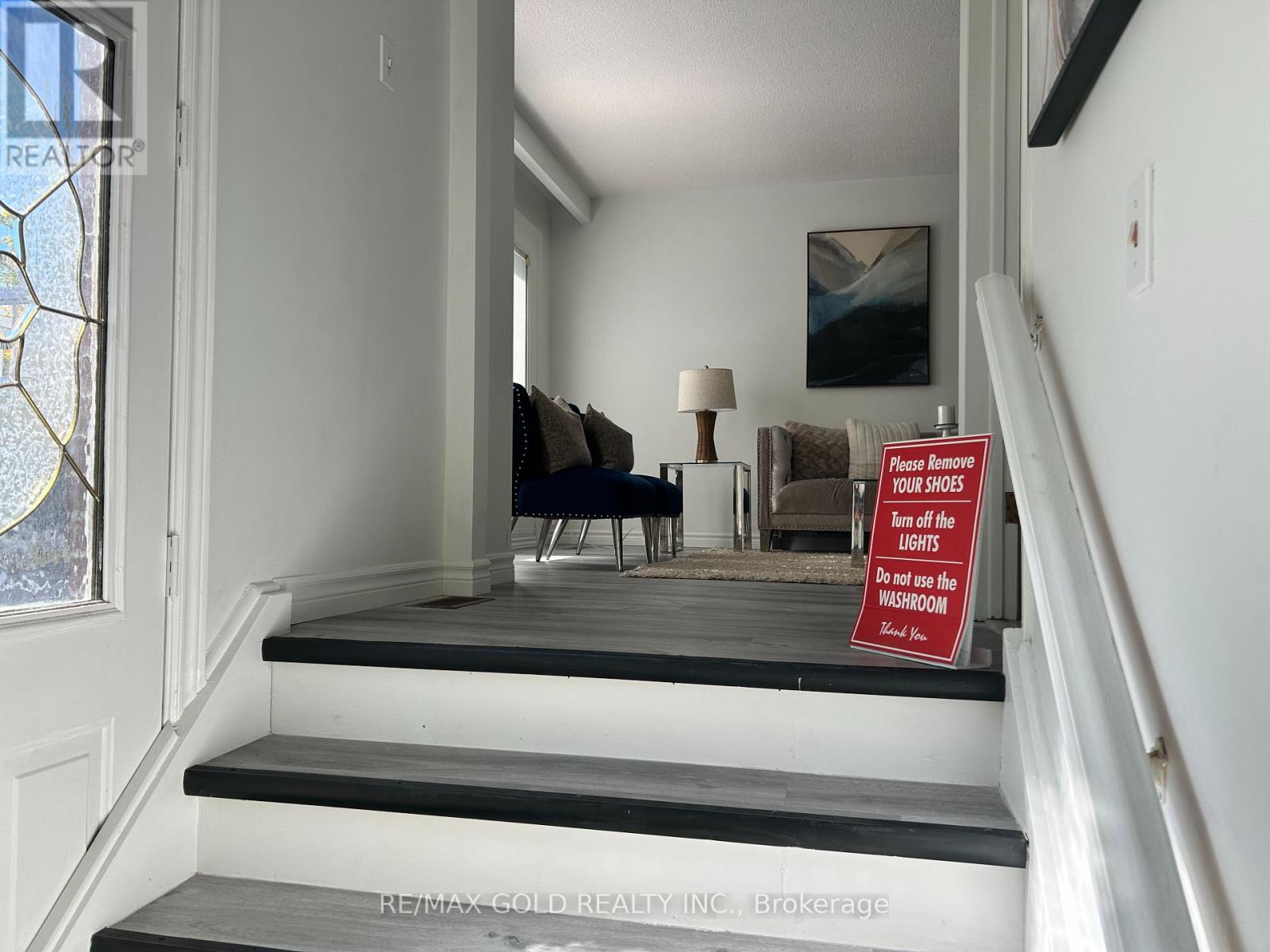 38 Achill Crescent, Mississauga, Ontario  L5B 1L1 - Photo 6 - W13859754