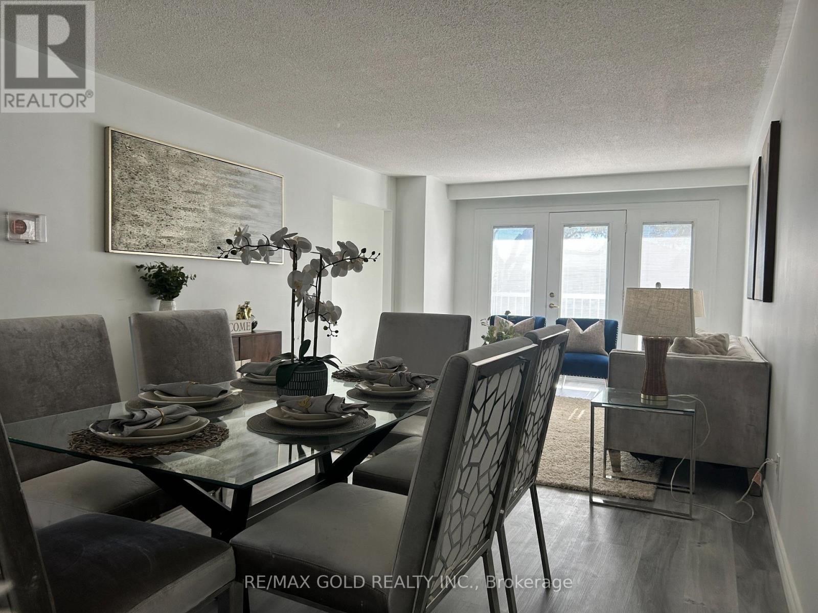 38 Achill Crescent, Mississauga, Ontario  L5B 1L1 - Photo 9 - W13859754