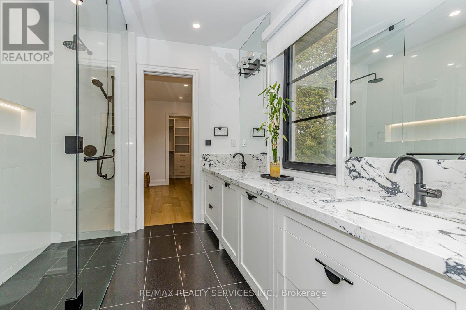 94 Vista Boulevard, Mississauga, Ontario  L5M 1V9 - Photo 35 - W13859760
