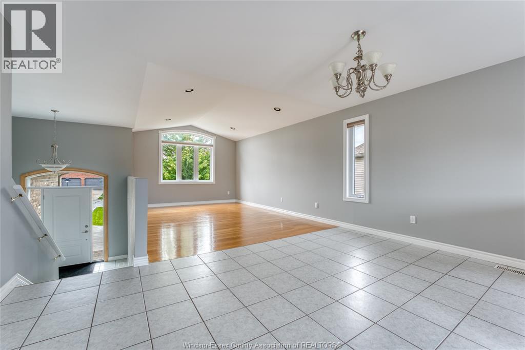 879 Westwood, Lakeshore, Ontario  N8L 1E9 - Photo 6 - 26024247