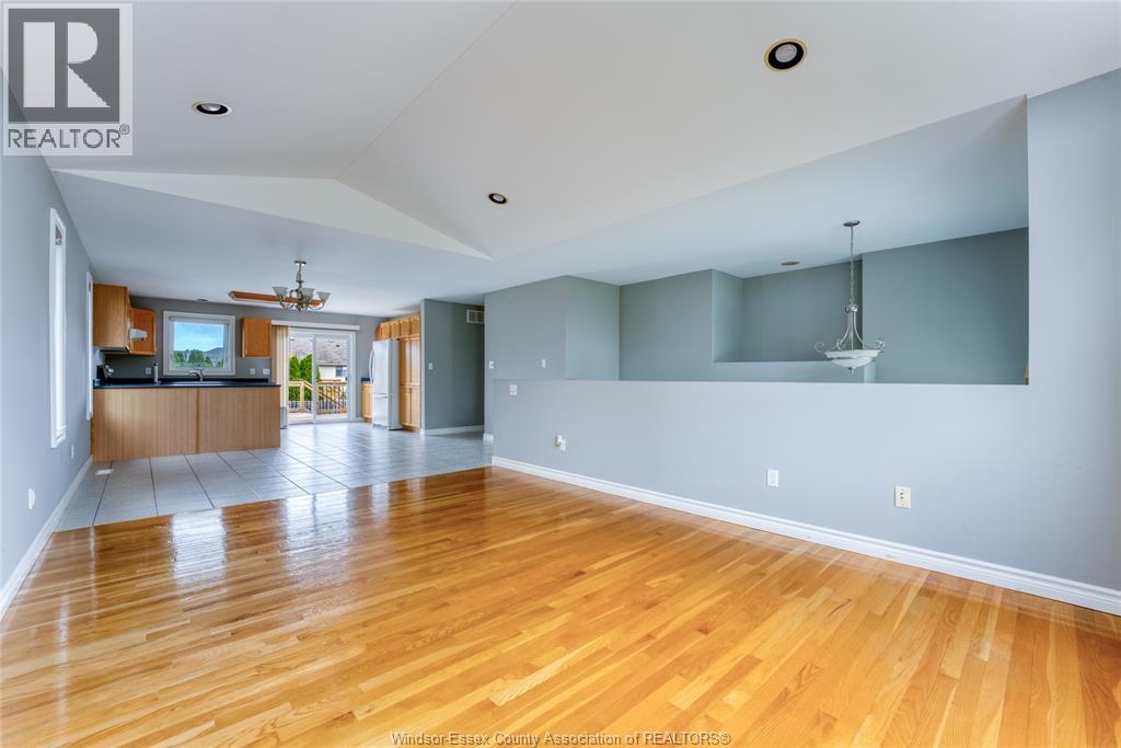 879 Westwood, Lakeshore, Ontario  N8L 1E9 - Photo 9 - 26024247