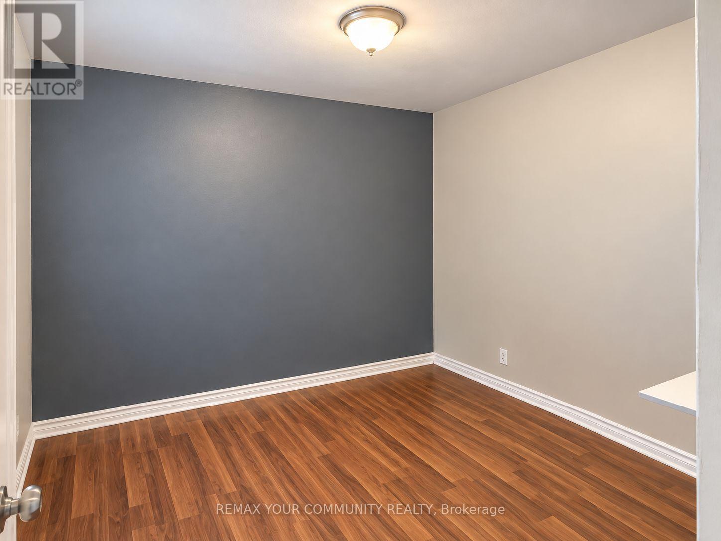 567 Granby Place, Newmarket, Ontario  L3Y 2J6 - Photo 8 - N13701486