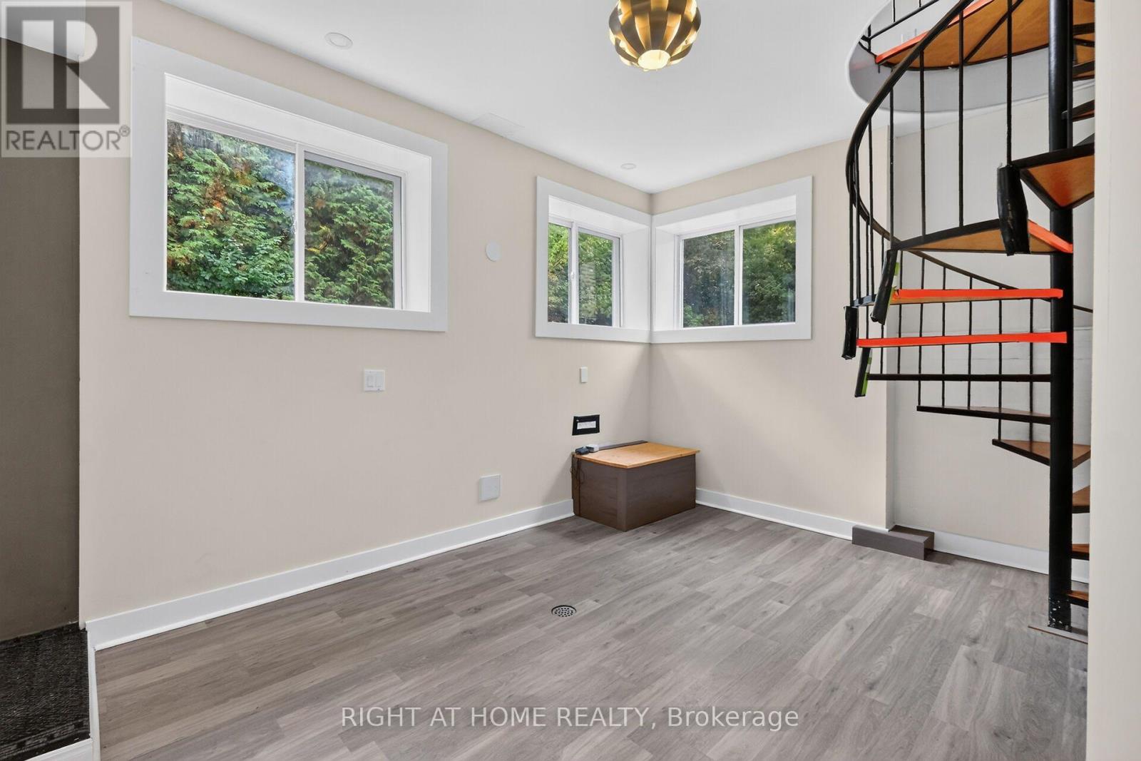 1478 Orchard Ave Orchard Avenue, Ottawa, Ontario K1H 7C7 - Photo 29 - X13859680