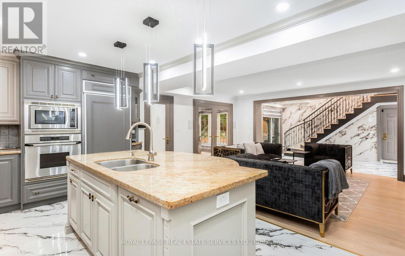 197 The Bridle Path, Toronto, Ontario  M3C 2P6 - Photo 12 - C13859798