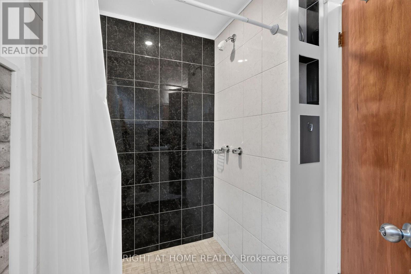 1478 Orchard Ave Orchard Avenue, Ottawa, Ontario  K1H 7C7 - Photo 37 - X13859680