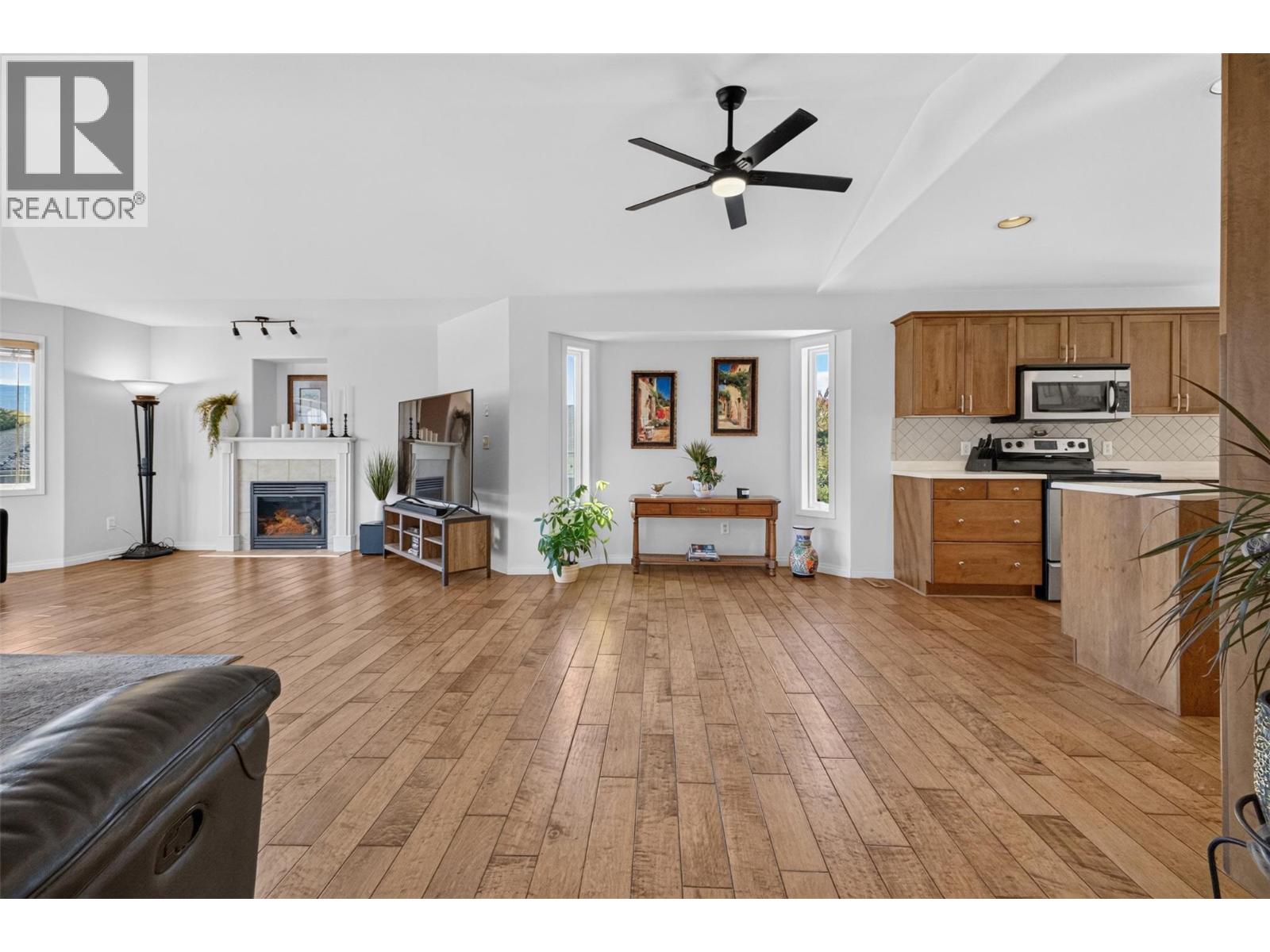 1380 Loseth Drive, Kelowna, British Columbia  V1P 1M8 - Photo 15 - 10402338