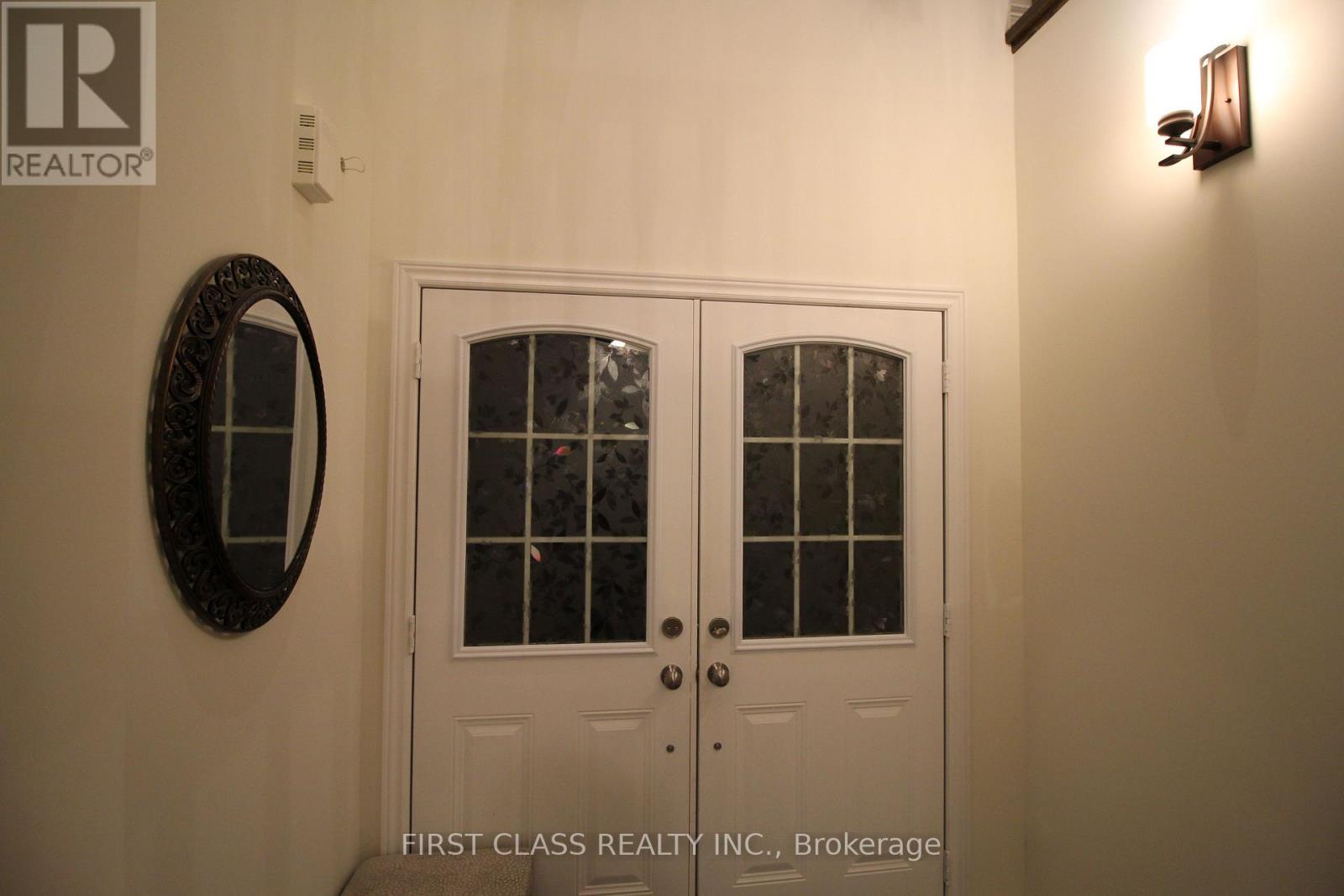 69 Promenade Drive, Whitby, Ontario  L1R 0L5 - Photo 16 - E13859854